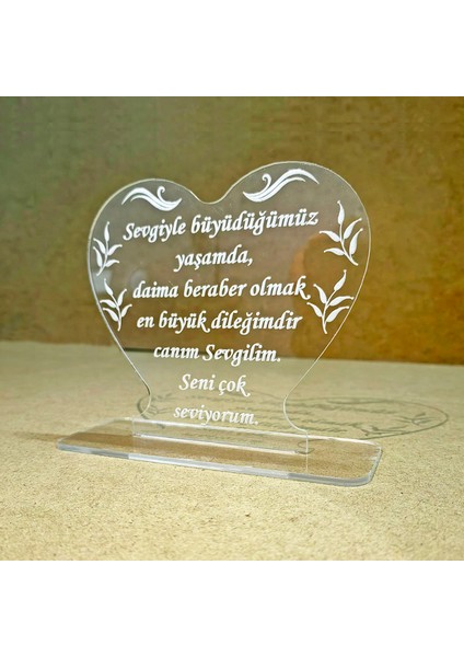 Sevgililer İçin Pleksi Tebrik Kartı Lazer Kazıma Güzel Sözler (Kişiye Özel) fiyatları