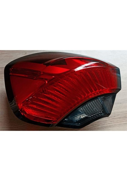 Stop Lambası Dış Sol Duylu Ampüllü Fiat Egea Hb Hacblack 2017- 2021