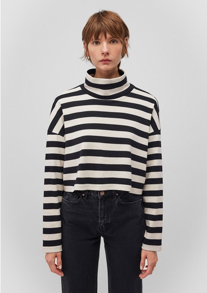 Çizgili Boğazlı Crop Tişört 1612782-85407 modelleri