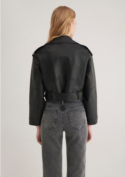 Siyah Suni Deri Crop Ceket 1110375-900 fırsatları