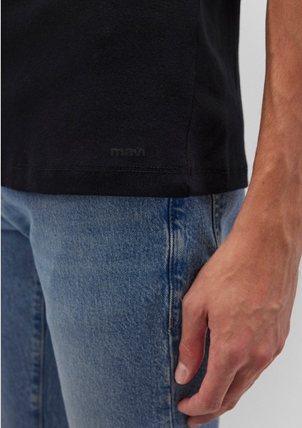 Erkek Siyah Basic Tişört 063747-900