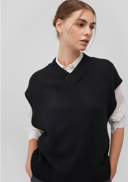 Yün Karışımlı V Yaka Siyah Süveter 1710573-900 fiyatları