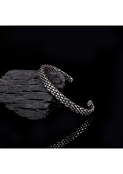 925 AyarGümüş Motifli Erkek Kelepçe Bileklik Modeli