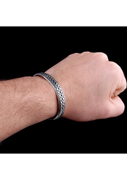 925 AyarGümüş Desen Motifli Erkek Kelepçe Bileklik