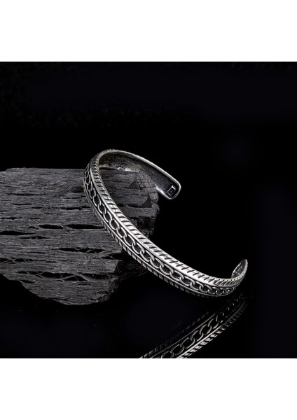 925 AyarGümüş Motifli Erkek Kelepçe Bileklik Modeli