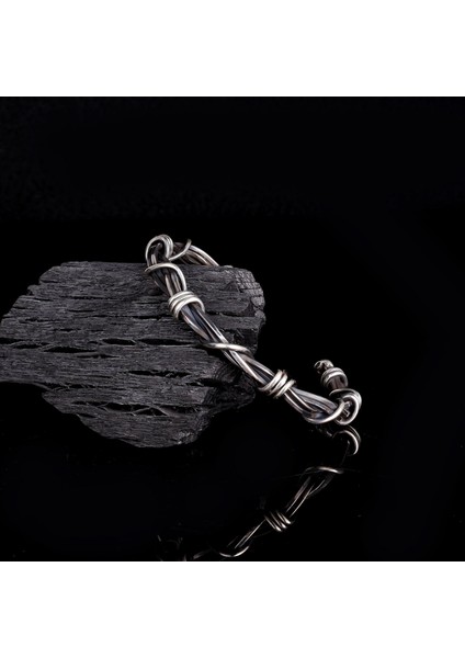 925 AyarGümüş Tel Motifli Erkek Kelepçe Bileklik Modeli