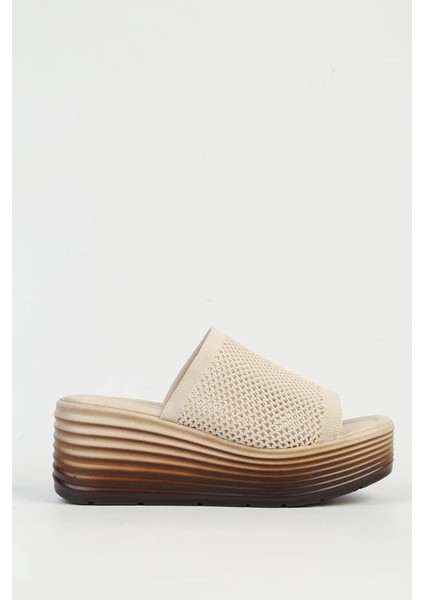 PC-54574 Dolgu Topuk Kadın Günlük Terlik