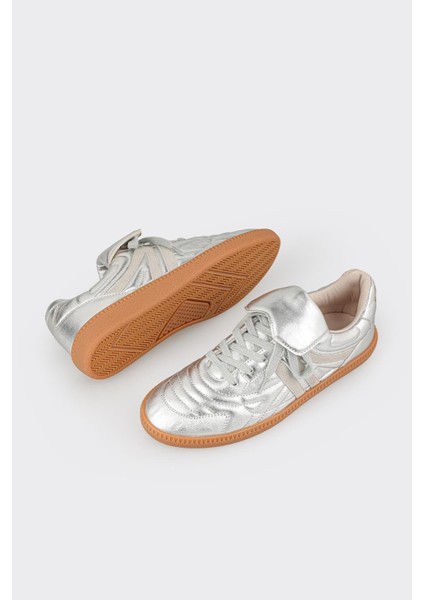 Lame Kadın Spor Ayakkabı modelleri