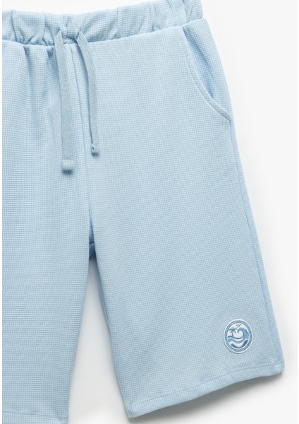 Beli Bağcıklı Cep ve Aplike Detaylı Dokulu Pamuklu Şort modelleri