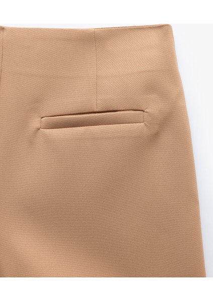 Regular Fit Tek Cep Detaylı Mini Şort Etek