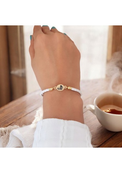 Kadınlar İçin Özel Tasarımlı 14 Ayar Altın Plakalı Kedi Bilekliği fiyatları