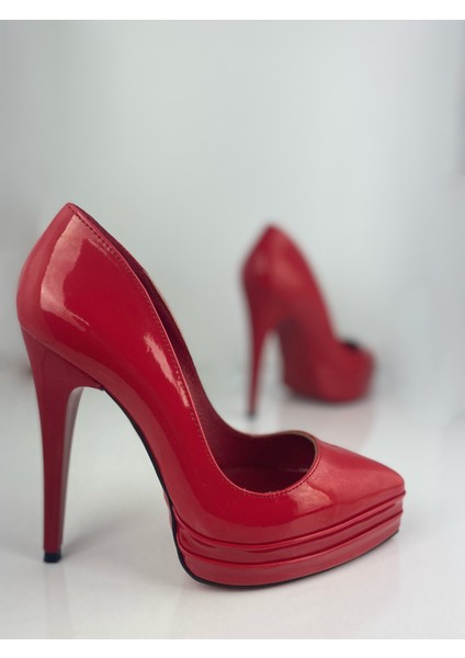 Kırmızı Rugan Çift Platform Stiletto Topuklu Ayakkabı