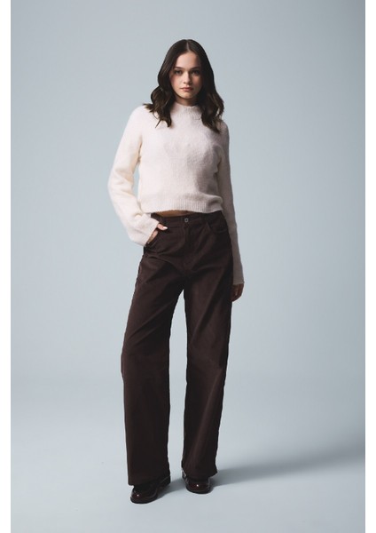 Regular Fit Bisiklet Yaka Dikişsiz Basic Düz Triko Kazak fiyatları