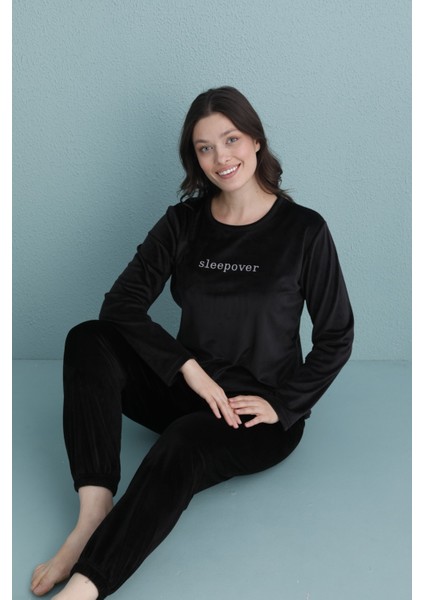 Kadın Siyah Kadife Uzun Kollu Lastikli Paça Yüksek Kalite Pijama Takımı