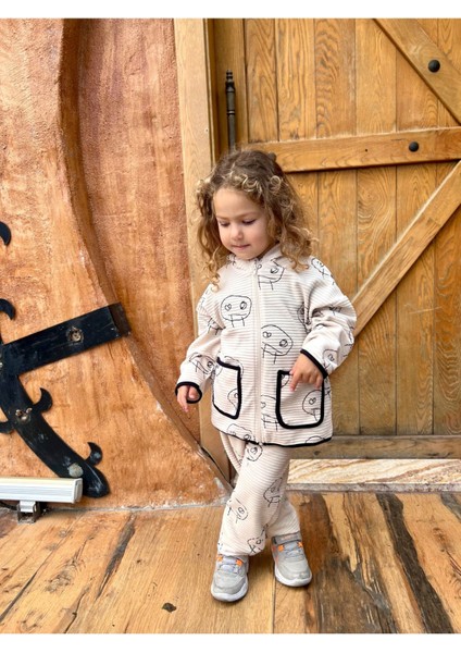 Unisex Çocuk Ekru Kapüşonlu Cep Detaylı Hırka