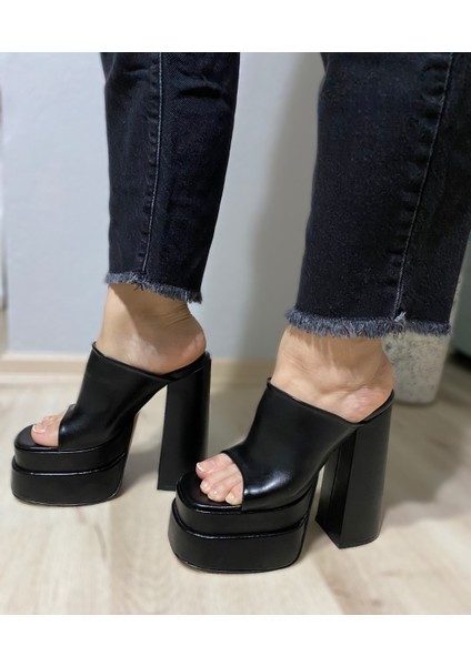 Siyah Mat Çift Platform Topuklu Sandalet fiyatları
