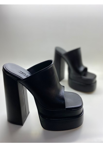 Siyah Mat Çift Platform Topuklu Sandalet indirimleri