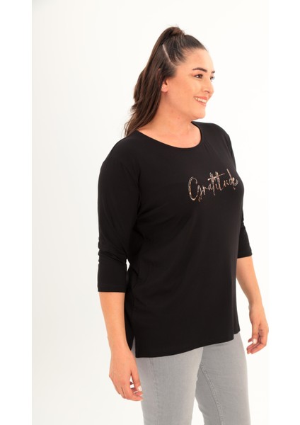 Kadın Büyük Beden Siyah Bisiklet Yaka Baskı ve Taş Detaylı Yarasa Kol Bluz 65N38671 modelleri