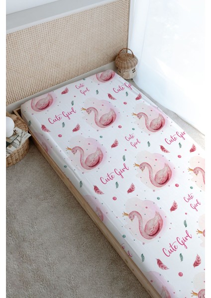 Baskılı Düz Çarşaf - For Baby Serisi - Pembe Zeminli Kuğu