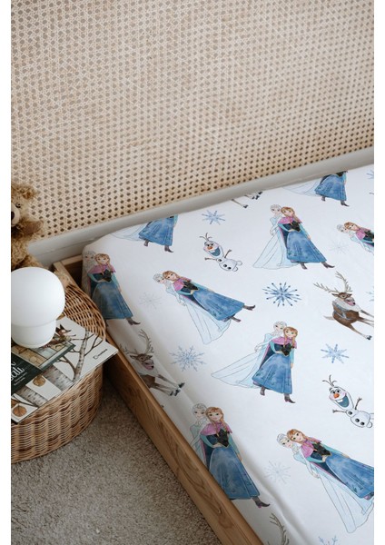 Baskılı Düz Çarşaf - Cartoon Serisi - Elsa ve Anna fiyatları