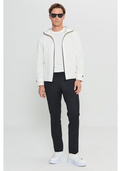 Softshell Rüzgar Geçirmez Standart Fit Normal Kesim Kapüşonlu Cepli Mont fiyatları