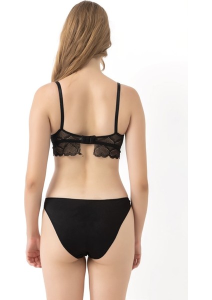 Iç Giyim Kadın Dantelli Destekli Sütyen Takımı 3000 modelleri