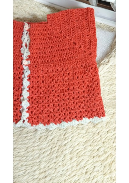 Tokuşka Örme Neşeli Rengarenk Bebek Hırkaları 0-3 Ay modelleri