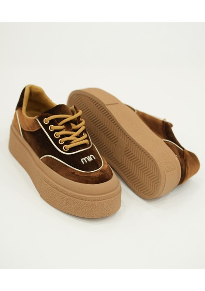 Kadın Bağcıklı Sneakers fiyatları