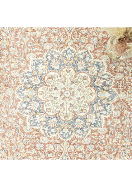 Humla madalyon tasarımlı halı 208x326 cm modelleri
