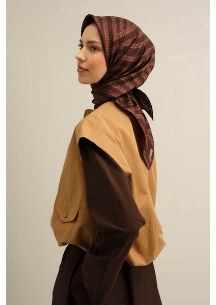 Klasik Desenli Saf İpek Twill Eşarp 9356 84 modelleri