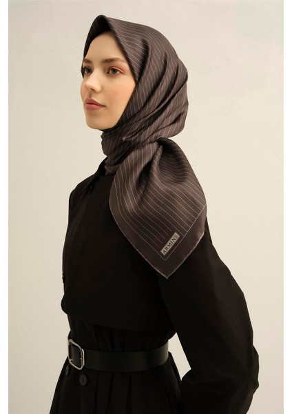 Çiçek Desenli Saf İpek Twill Eşarp 9353 03 fırsatları