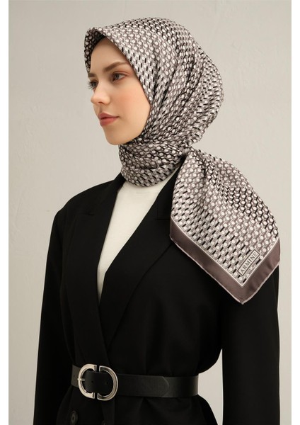 Çiçek Desenli Saf İpek Twill Eşarp 9324 08