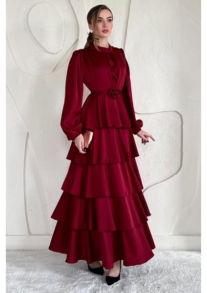 Saten Gül Detaylı Elbise