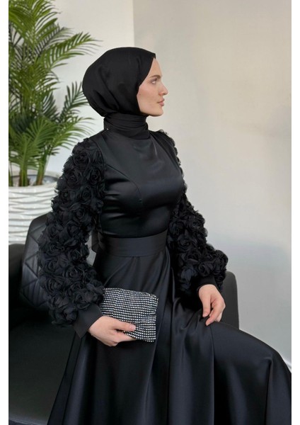Fiona Kolları ve Alt Kısmı Gül Detay Saten Abiye Siyah