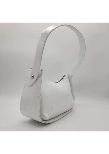 Lunova Glossy Chic – Parlak Omuz Çantası fiyatları
