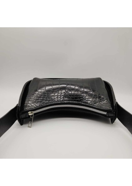Lunova Glossy Chic – Parlak Omuz Çantası