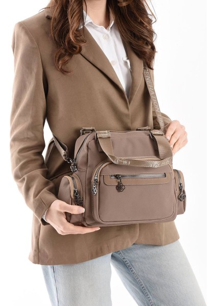 Kadın El ve Çapraz Askılı Çanta fiyatları