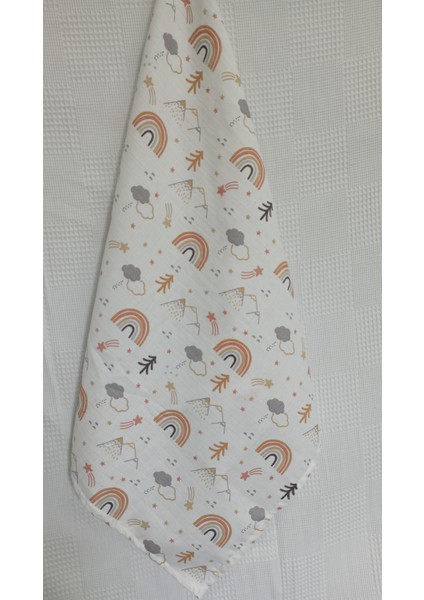 1 Adet Çok Amaçlı 80 x 75 cm Müslin Örtü 1 Adet Müslin Ağız Mendili