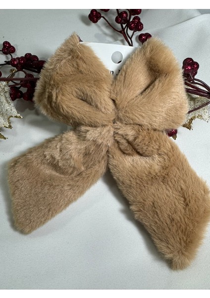 Kız Çocuk Fiyonklu Peluş Toka