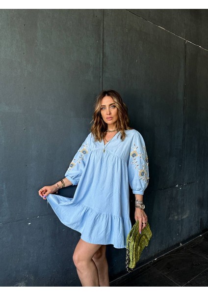 Kol Nakışlı Mavi Keten Elbise fiyatları