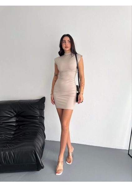 Yarım Bogazlı Kolsuz Mini Boy Elbise - Bej
