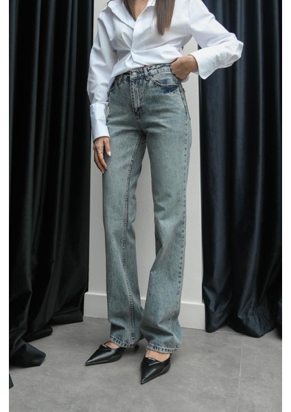 Mavi Yıkamalı Fit Straight Jean