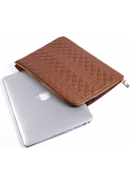 Taba Clutch