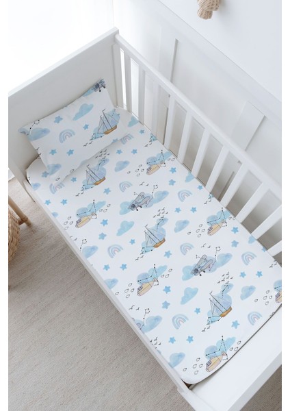 Bebek Boy Lastikli Çarşaf Seti - Iconic Serisi - Mavi Hava Balonlu Gökkuşağı