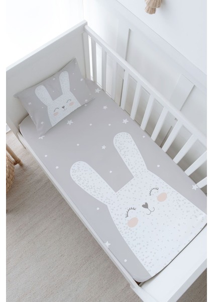 Anne Yanı Beşik Lastikli Çarşaf Seti - Pure Baby Serisi - Gri Zeminli Beyaz Tavşan
