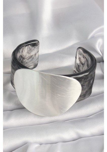 Siyah Mermer Desen Akrilik Pilastik Gümüş Plaka Model Vintage Kadın Bilezik