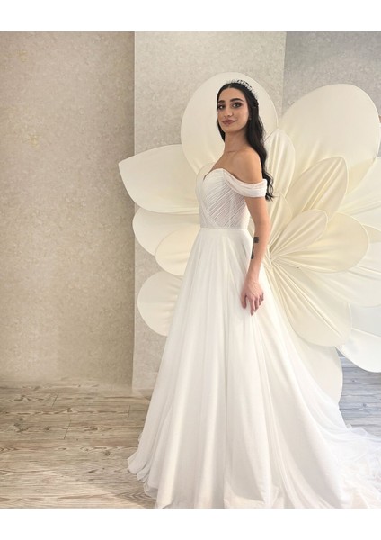 Emily | Drapeli Romantik Kollu Gelinlik