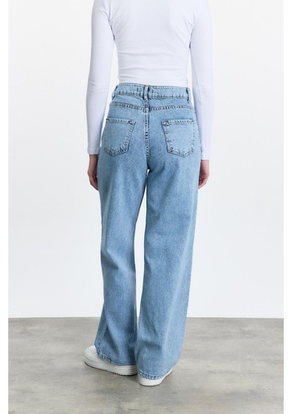 2228 Fiyonk Nakışlı Jean Buzkar indirimleri