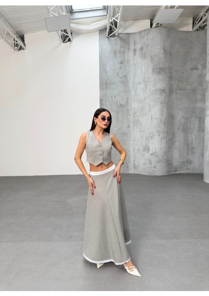 Kadın Çizgili Garnili Midi Boy Çan Etek Yelek Takım fırsatları