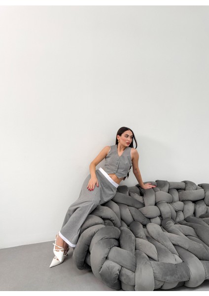 Kadın Çizgili Garnili Midi Boy Çan Etek Yelek Takım